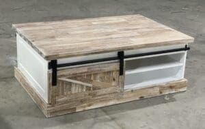 Landelijke salontafel met barndoor schuifdeuren