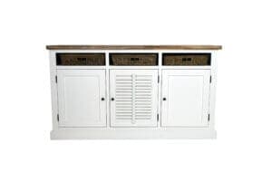 Landelijk dressoir met shutters en manden