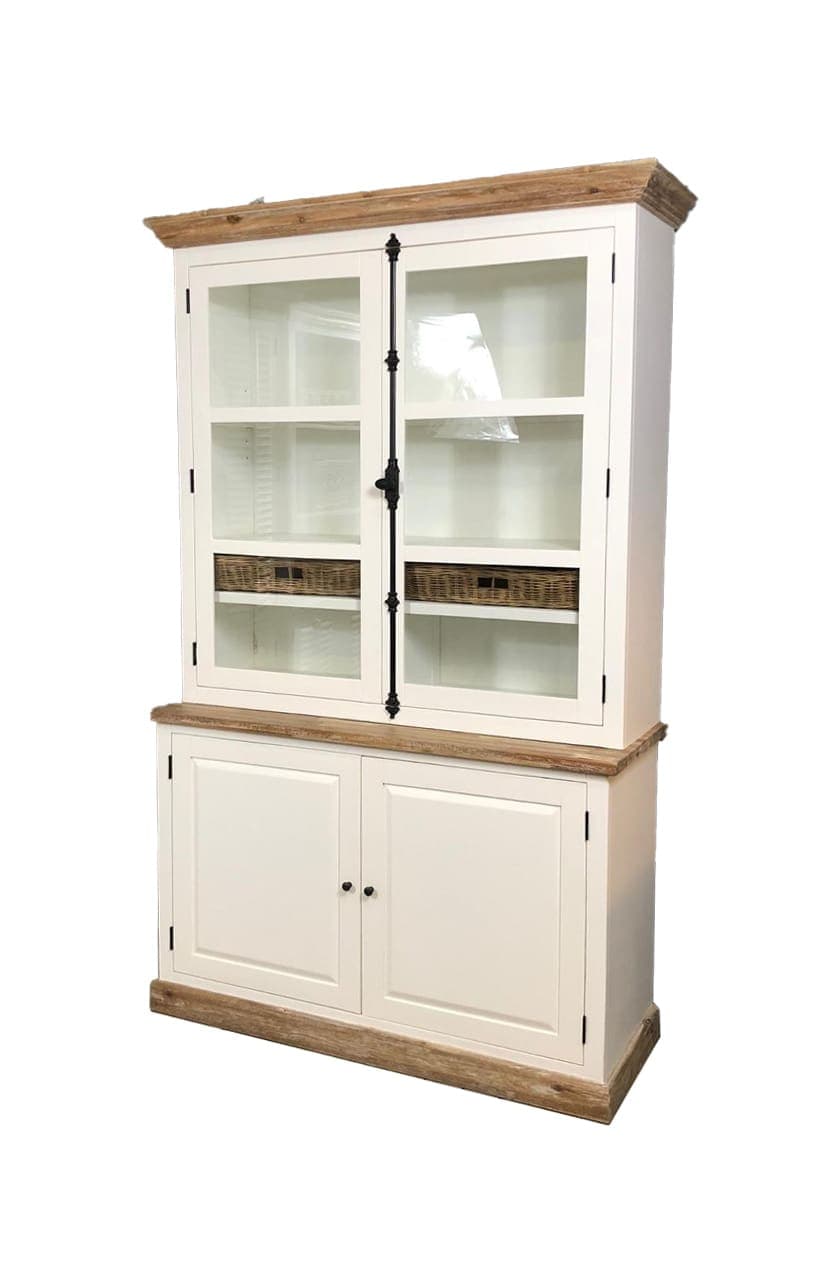 Landelijke vitrinekast wit manden